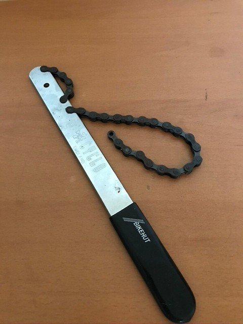 halfords chain whip